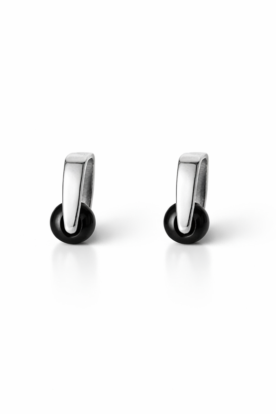 BRINCO MINIMALISTA DETALHE PRETO OU ZIRCÔNIA