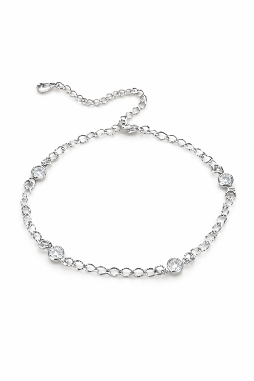 PULSEIRA COM ELOS DE CORAÇÕES E PONTO DE LUZ DE PEDRAS DE ZIRCÔNIA
