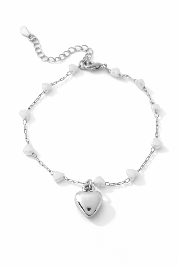 PULSEIRA DE PÉROLAS COM CORAÇÃO